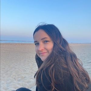 Meet your Posher, Liza